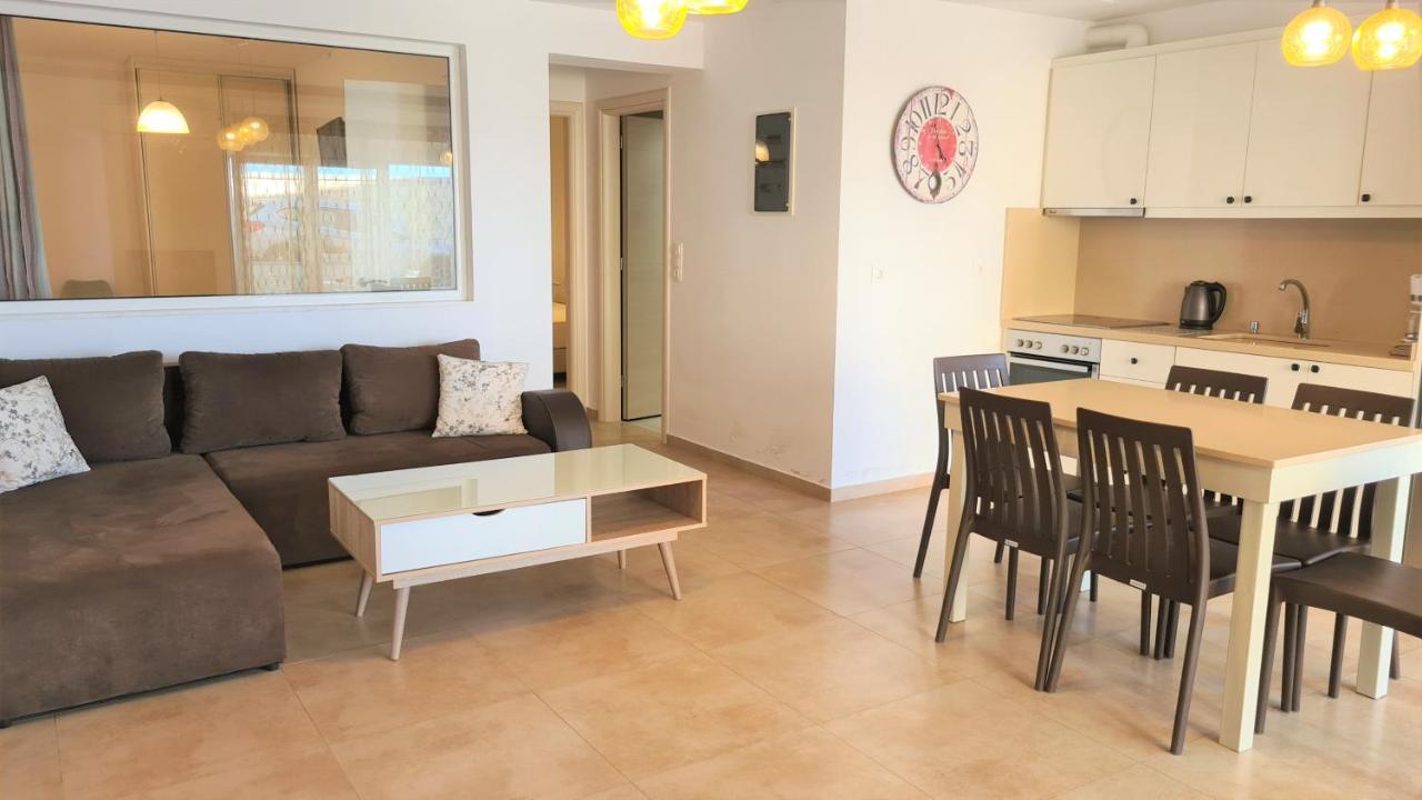 Bella Mare Luxury Apartments Kalamaki  Exterior photo