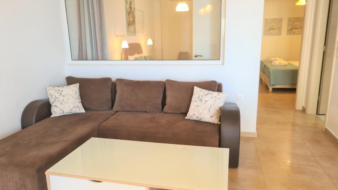 Bella Mare Luxury Apartments Kalamaki  Exterior photo