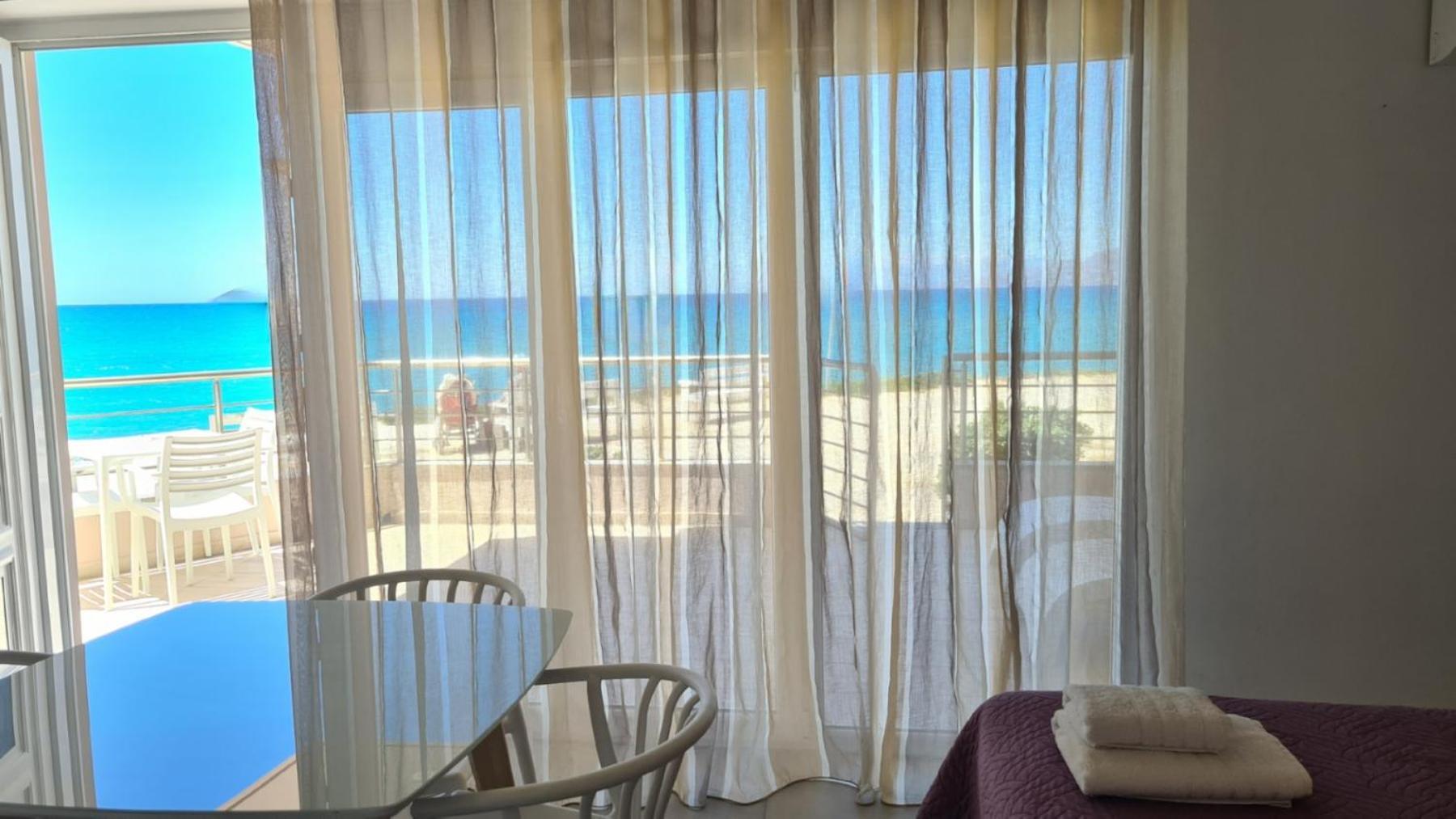 Bella Mare Luxury Apartments Kalamaki  Exterior photo