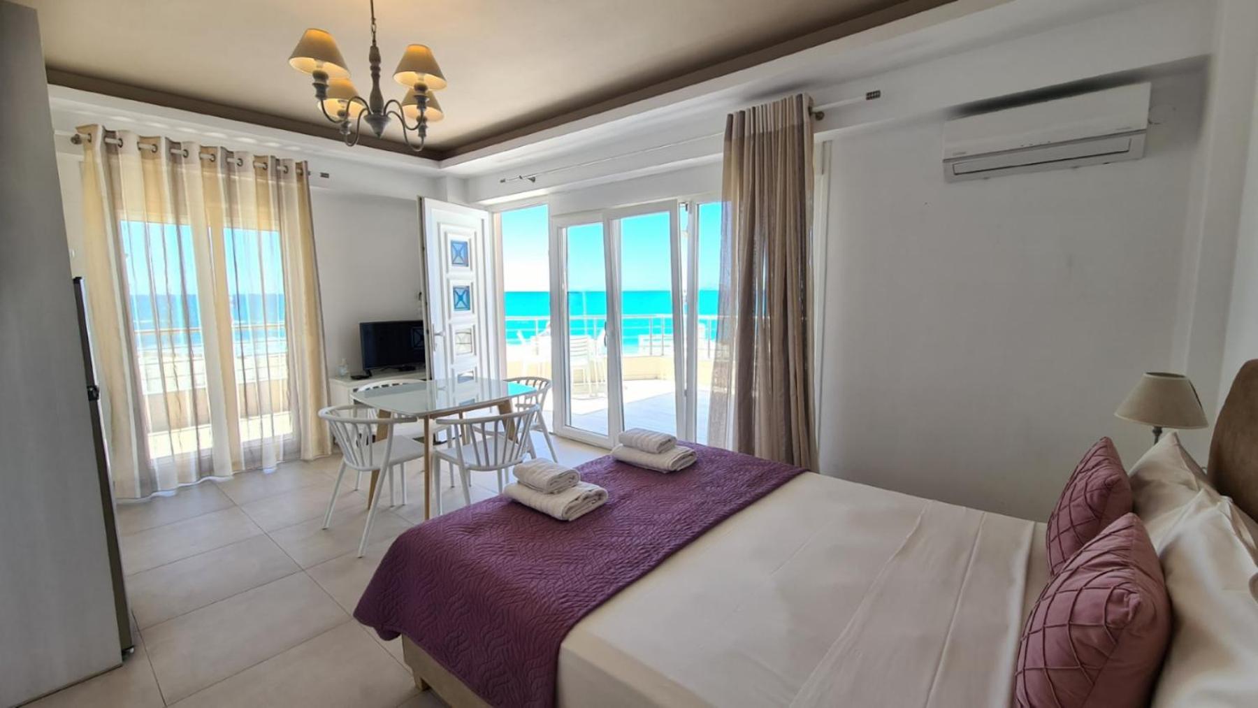 Bella Mare Luxury Apartments Kalamaki  Exterior photo